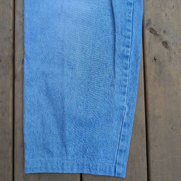 Vintage Armani Jeans Light Wash High Waisted Denim Tapered Leg Jeans Size 38 - Picture 6 of 15